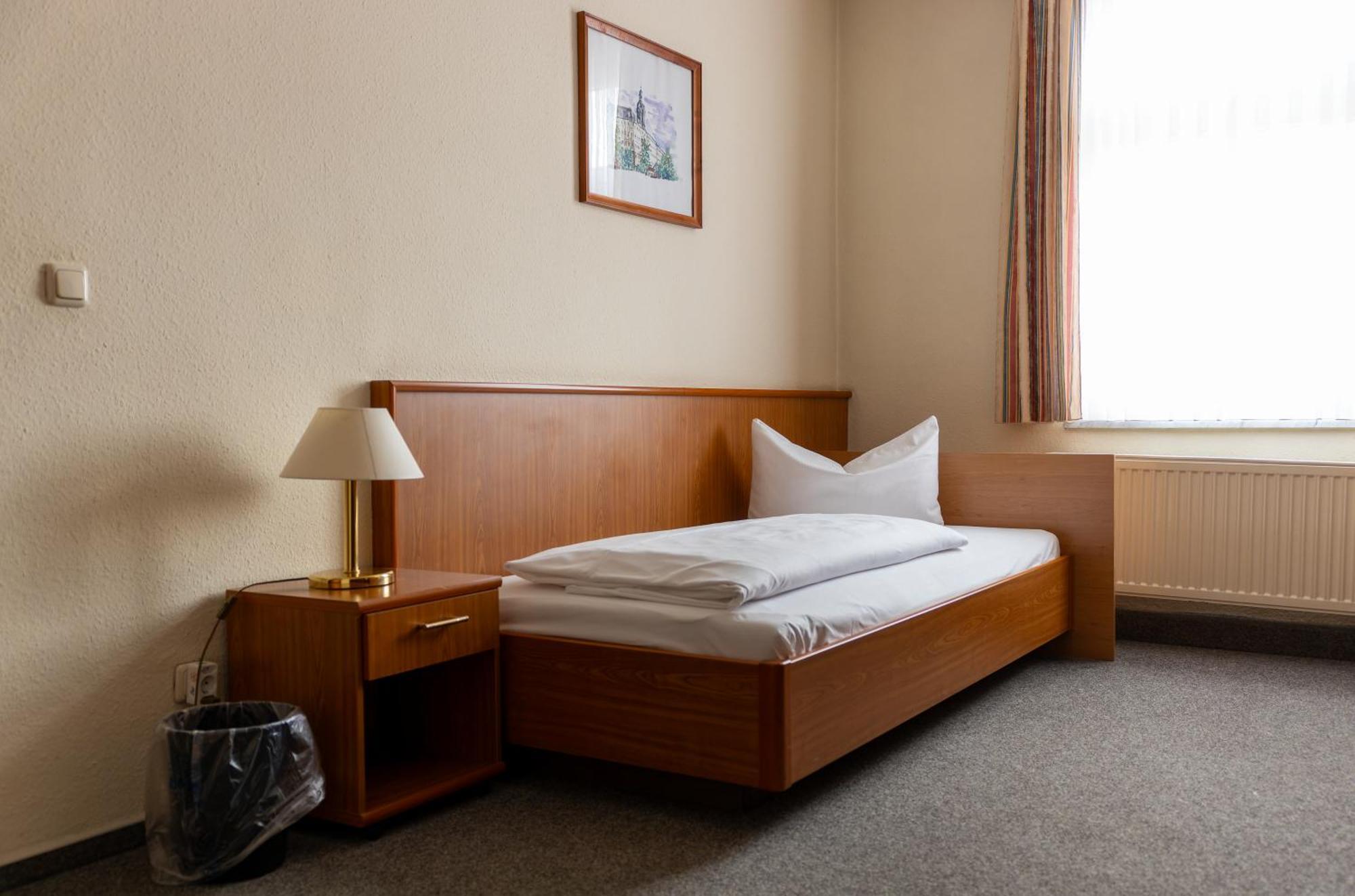 Hotel Anker Saalfeld Saale Exteriér fotografie